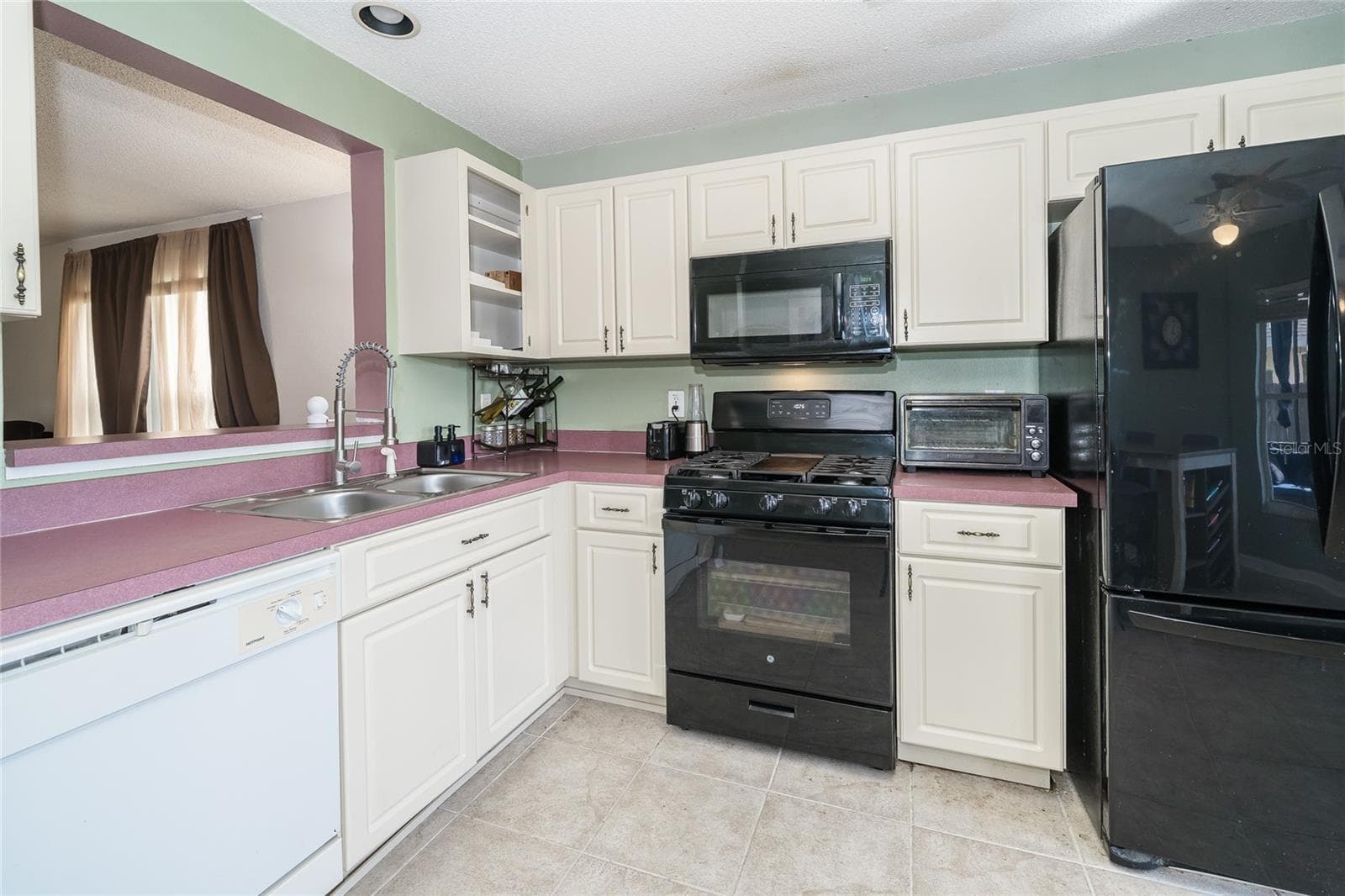 Single Family Residence at 5837 SAND KEY LN, WESLEY CHAPEL, photo 4 of 34