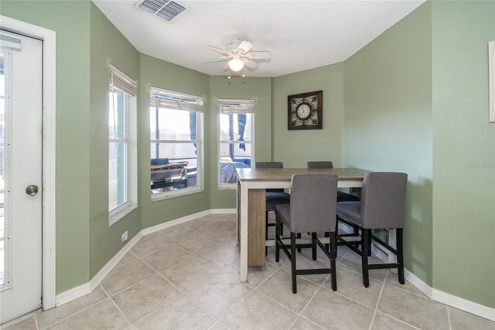 Single Family Residence at 5837 SAND KEY LN, WESLEY CHAPEL, photo 7 of 34