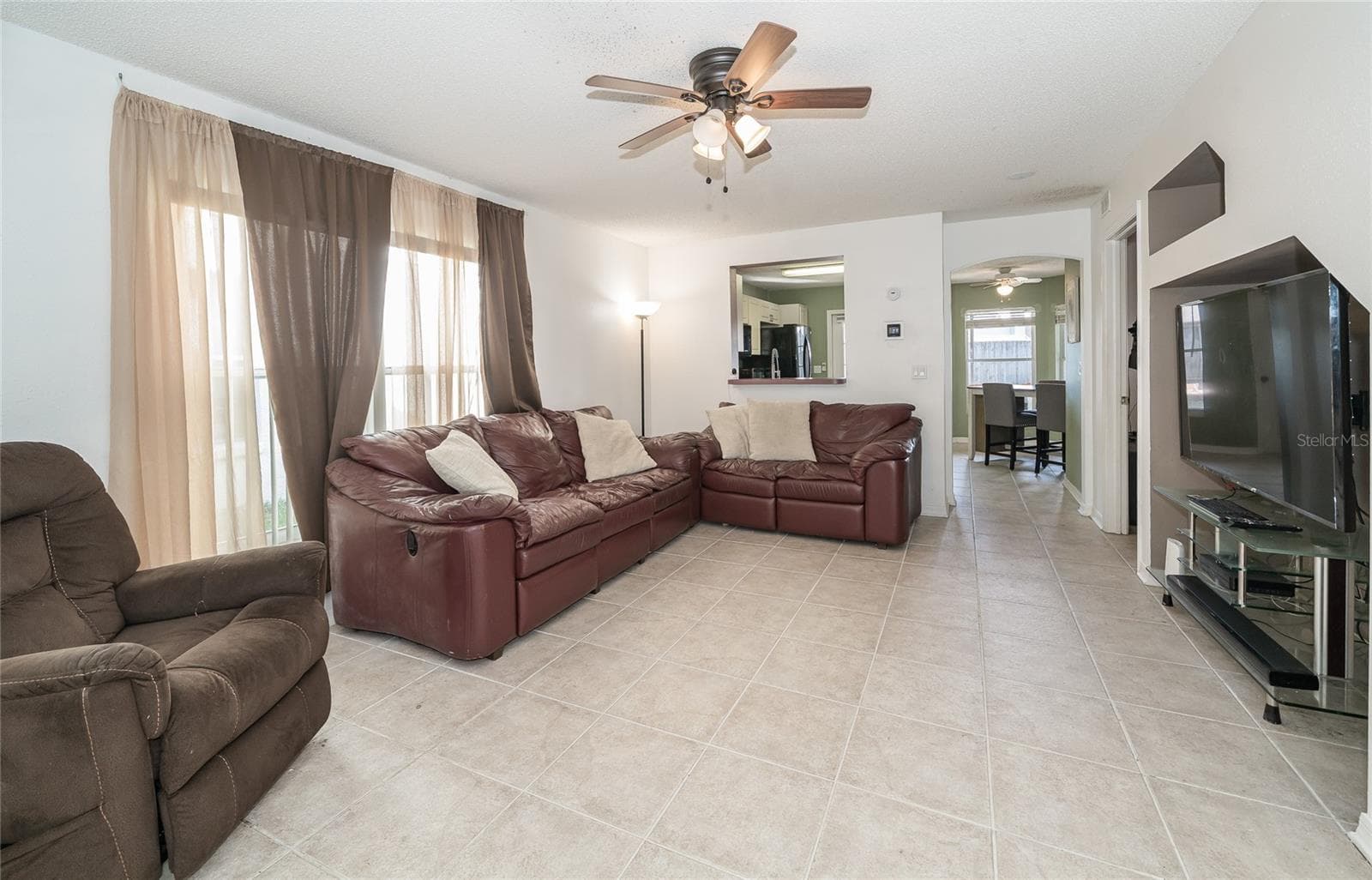 Single Family Residence at 5837 SAND KEY LN, WESLEY CHAPEL, photo 10 of 34