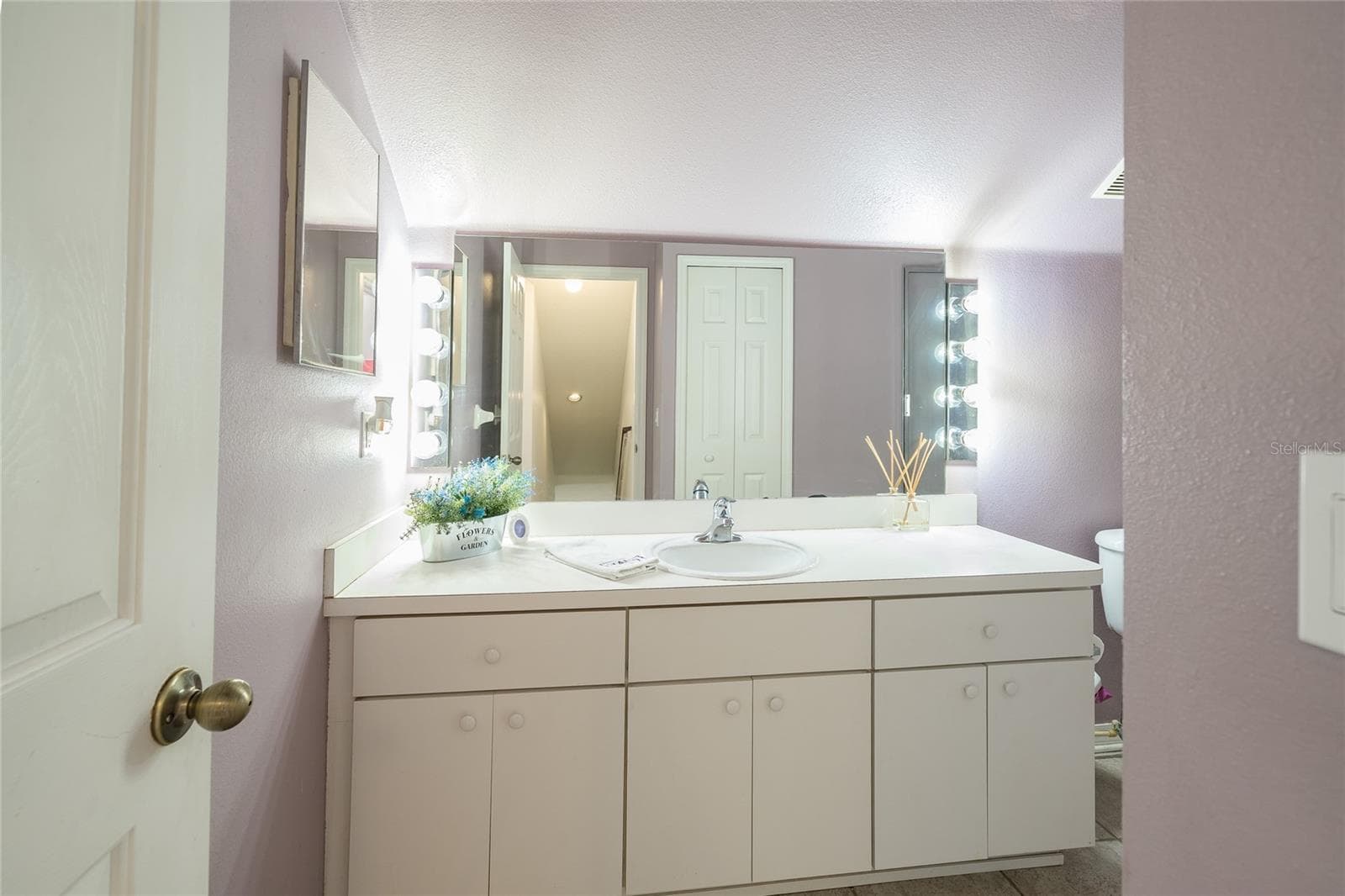 Single Family Residence at 5837 SAND KEY LN, WESLEY CHAPEL, photo 22 of 34