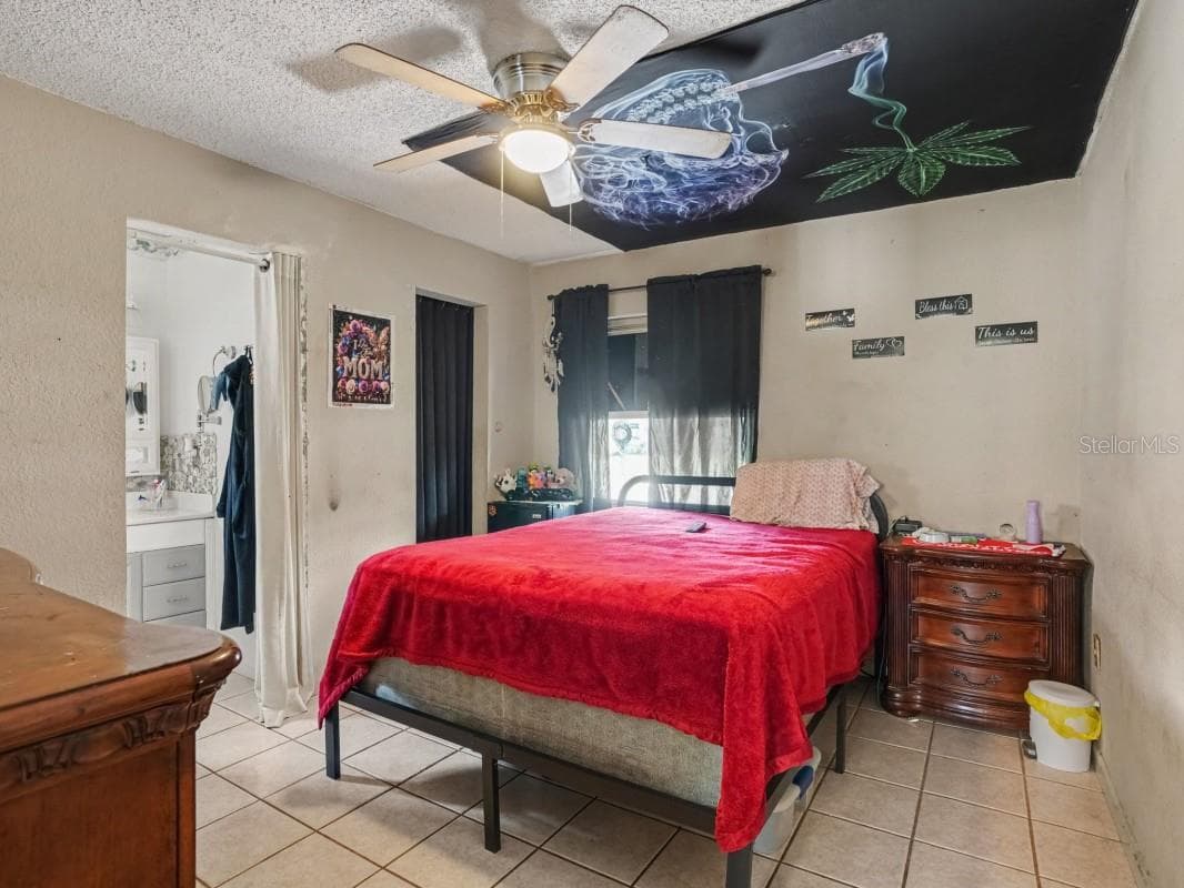 Single Family Residence at 6313 SWEETWATER DR E, LAKELAND, photo 16 of 29