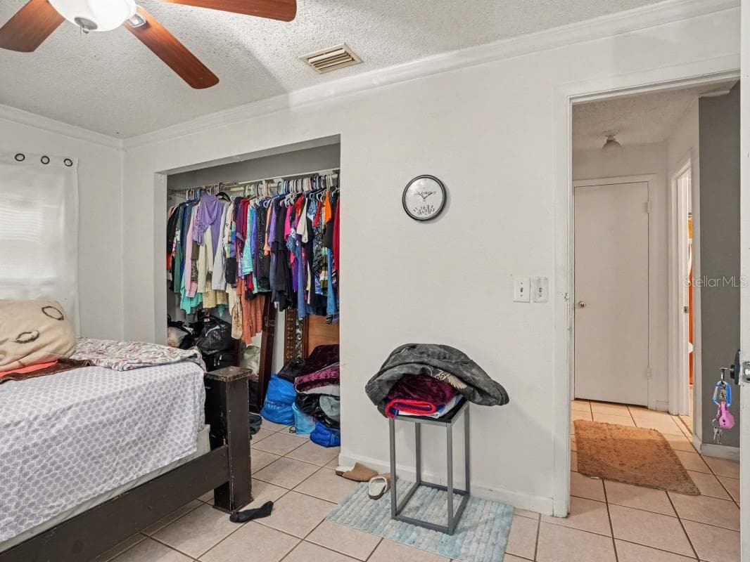Single Family Residence at 6313 SWEETWATER DR E, LAKELAND, photo 20 of 29