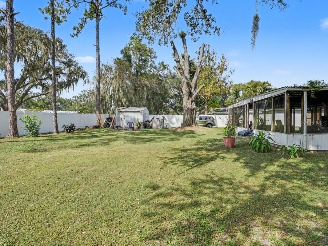 Single Family Residence at 6313 SWEETWATER DR E, LAKELAND, photo 26 of 29