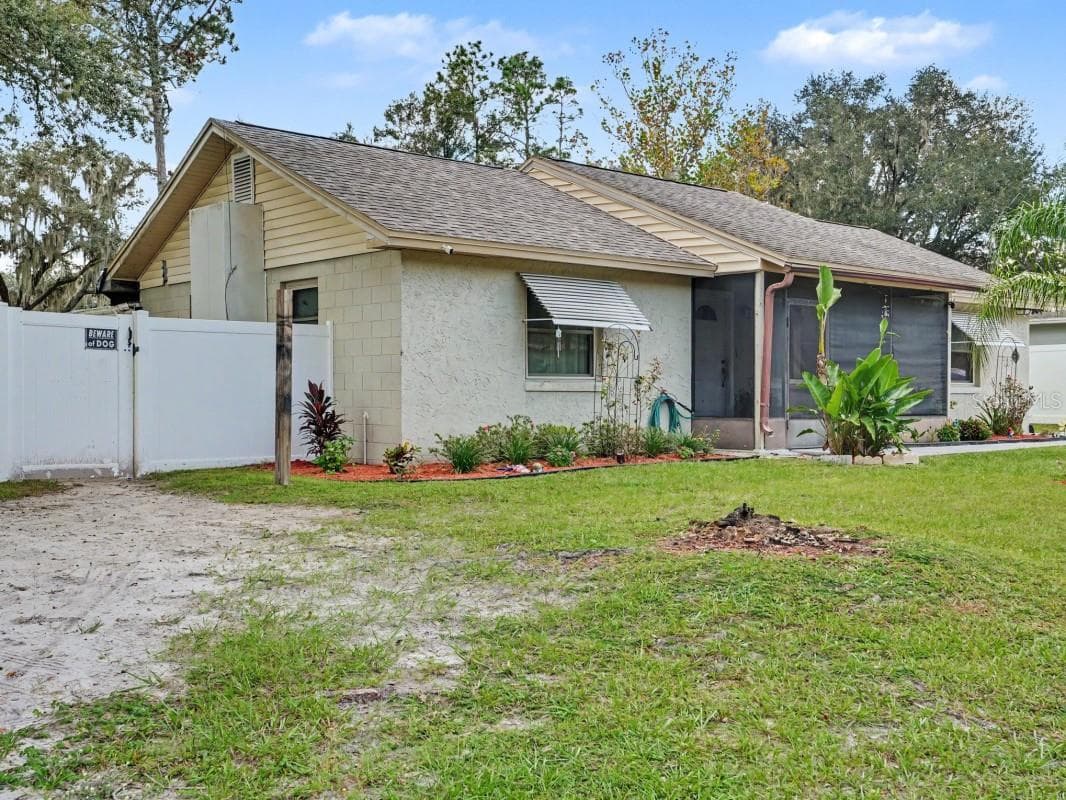 Single Family Residence at 6313 SWEETWATER DR E, LAKELAND, photo 28 of 29