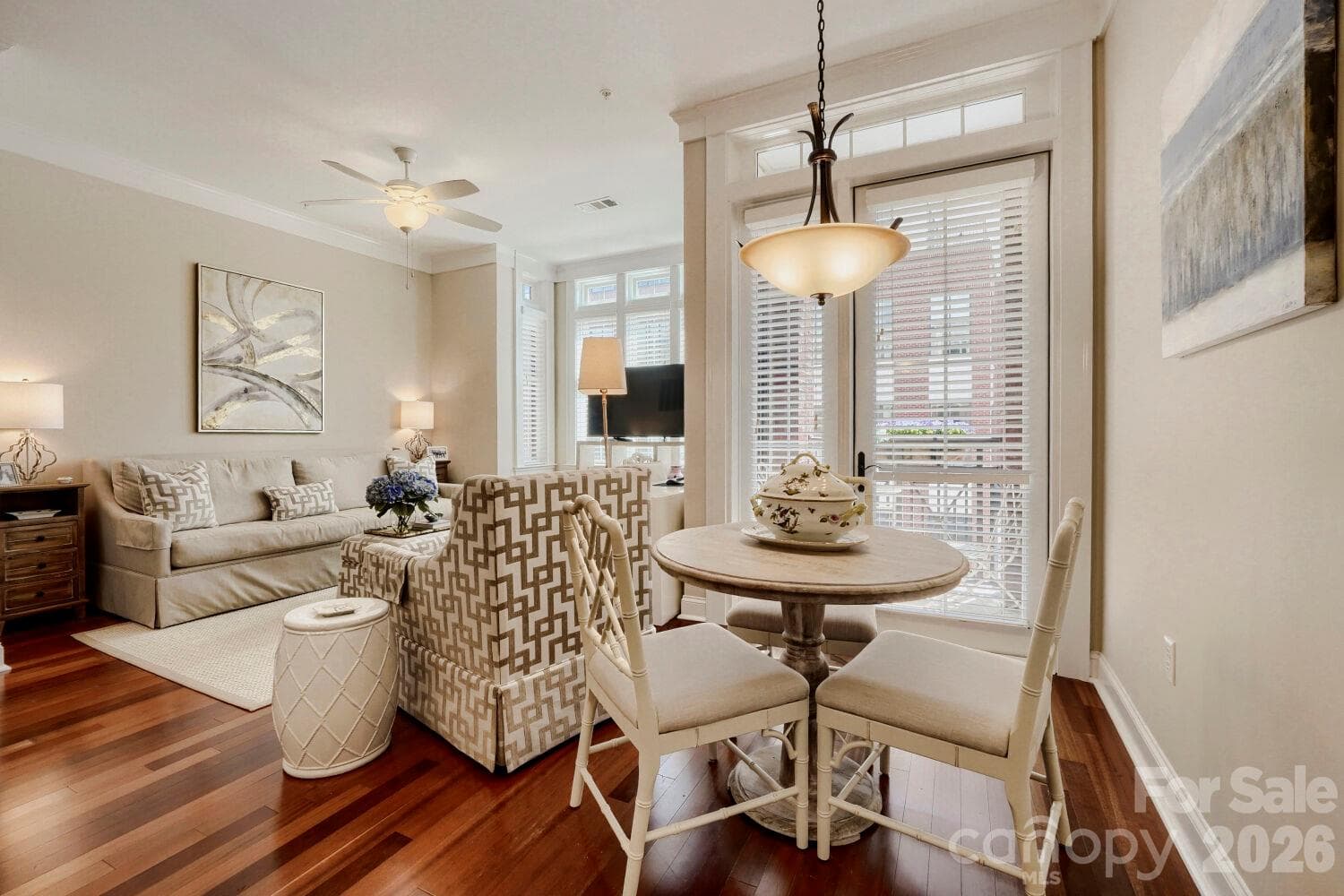 Dining Area - 2810 Selwyn Avenue, Charlotte