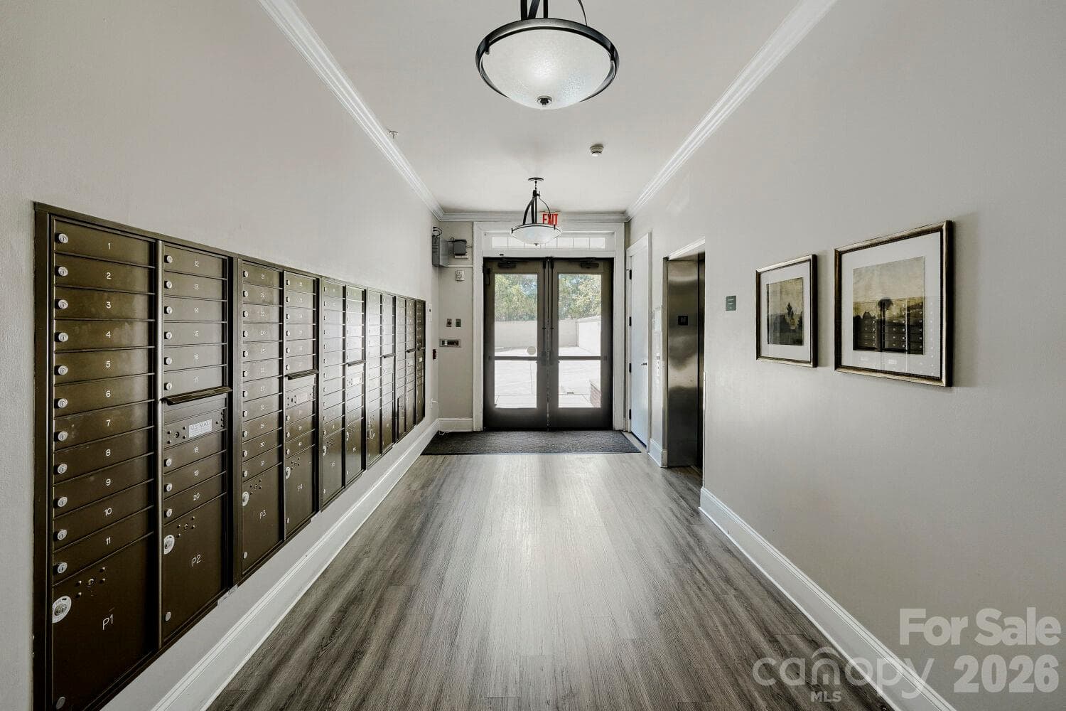 Mailboxes by main entrance - 2810 Selwyn Avenue, Charlotte