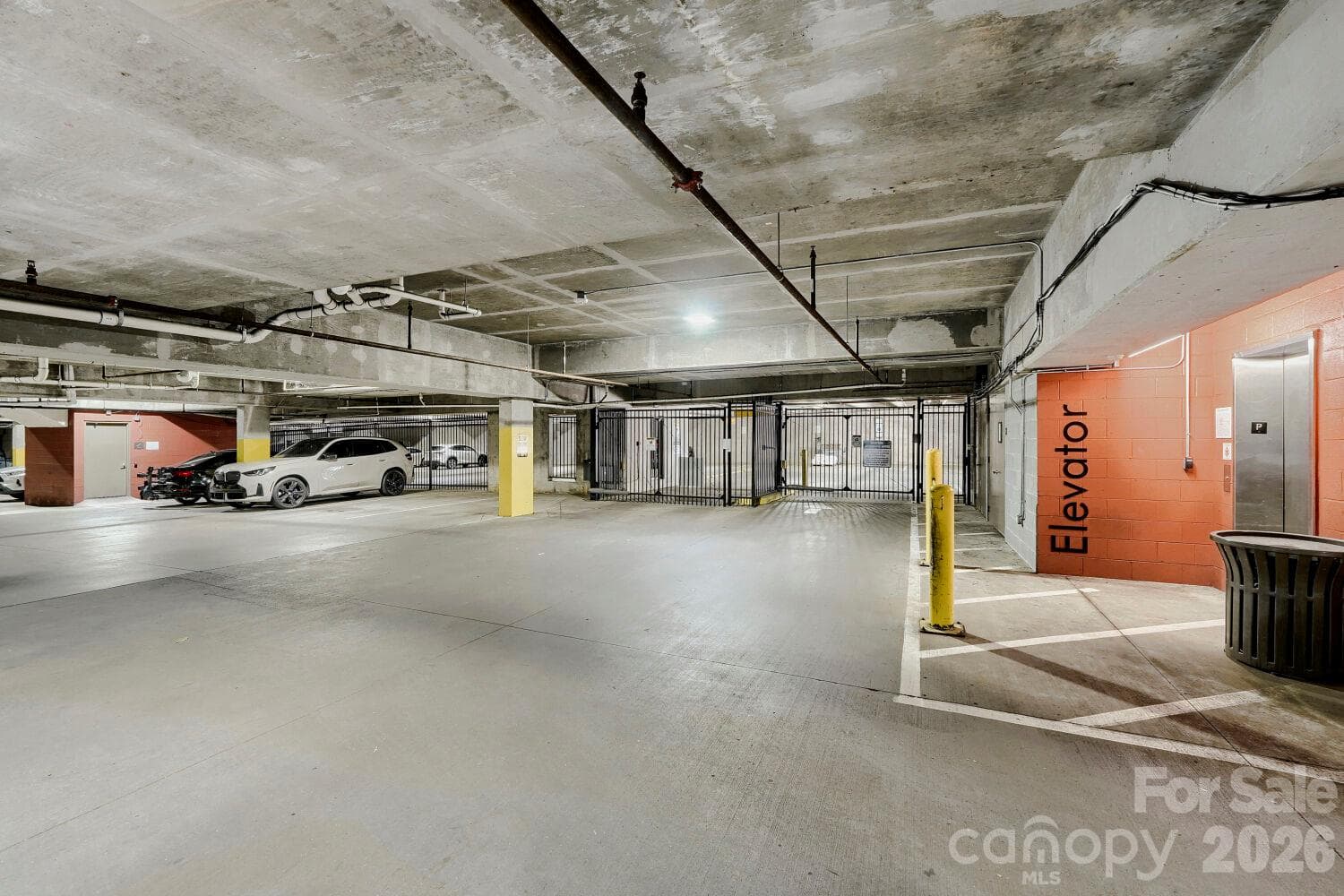 Private gated parking garage - 2810 Selwyn Avenue, Charlotte