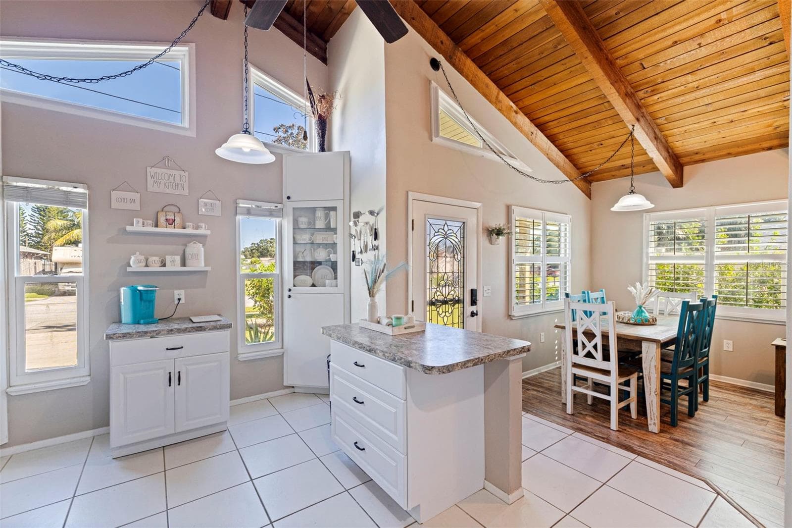 Single Family Residence at 6430 69TH AVE N, PINELLAS PARK, photo 10 of 48