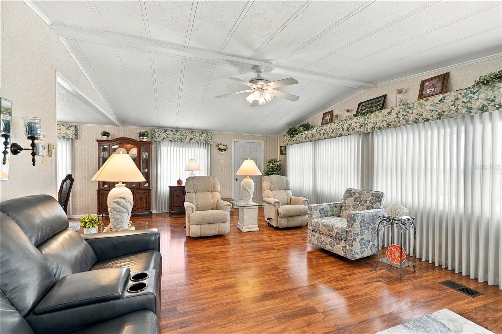 Manufactured Home at 5619 BAYSHORE RD #422, PALMETTO, photo 26 of 48