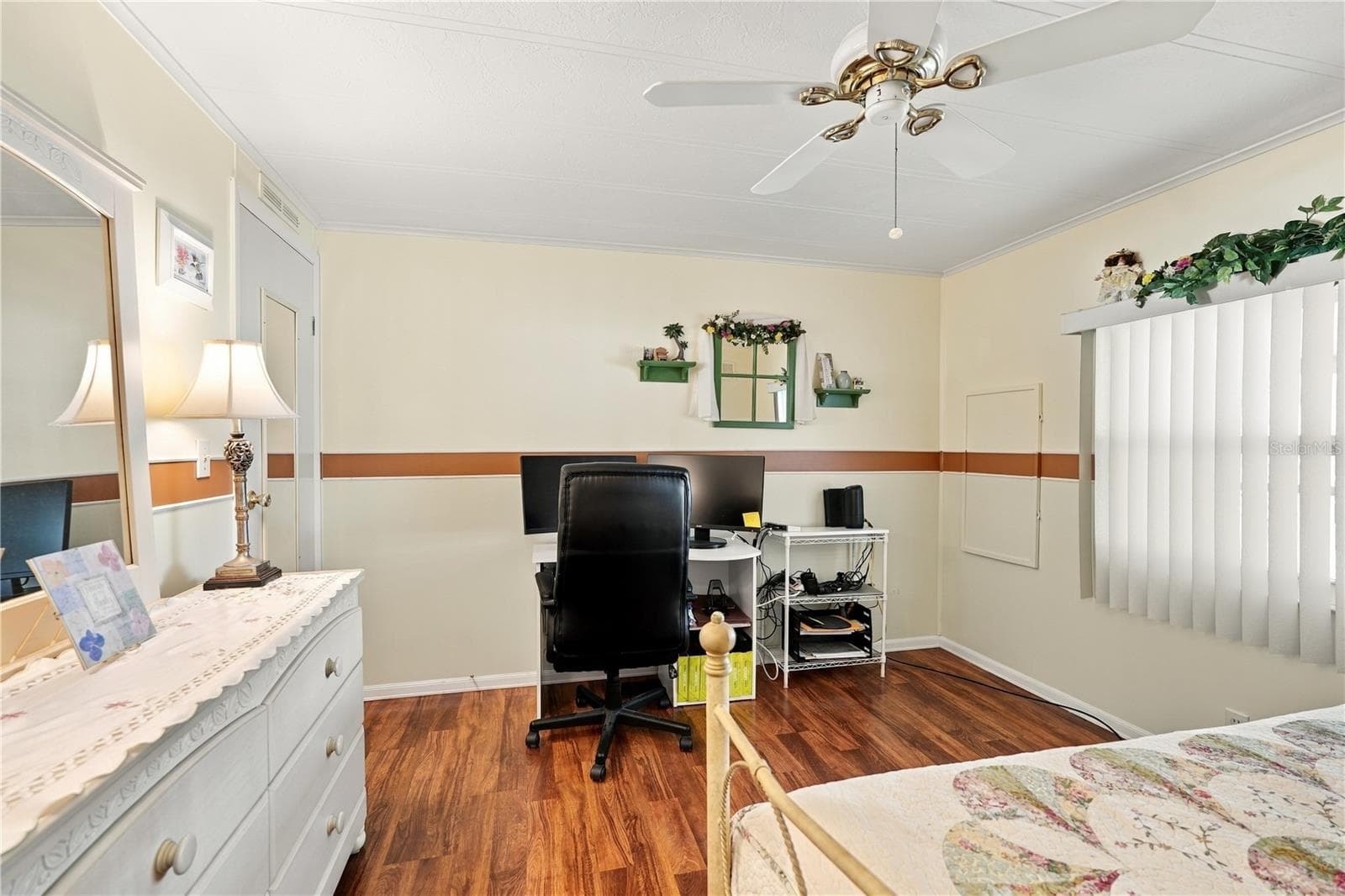 Manufactured Home at 5619 BAYSHORE RD #422, PALMETTO, photo 38 of 48
