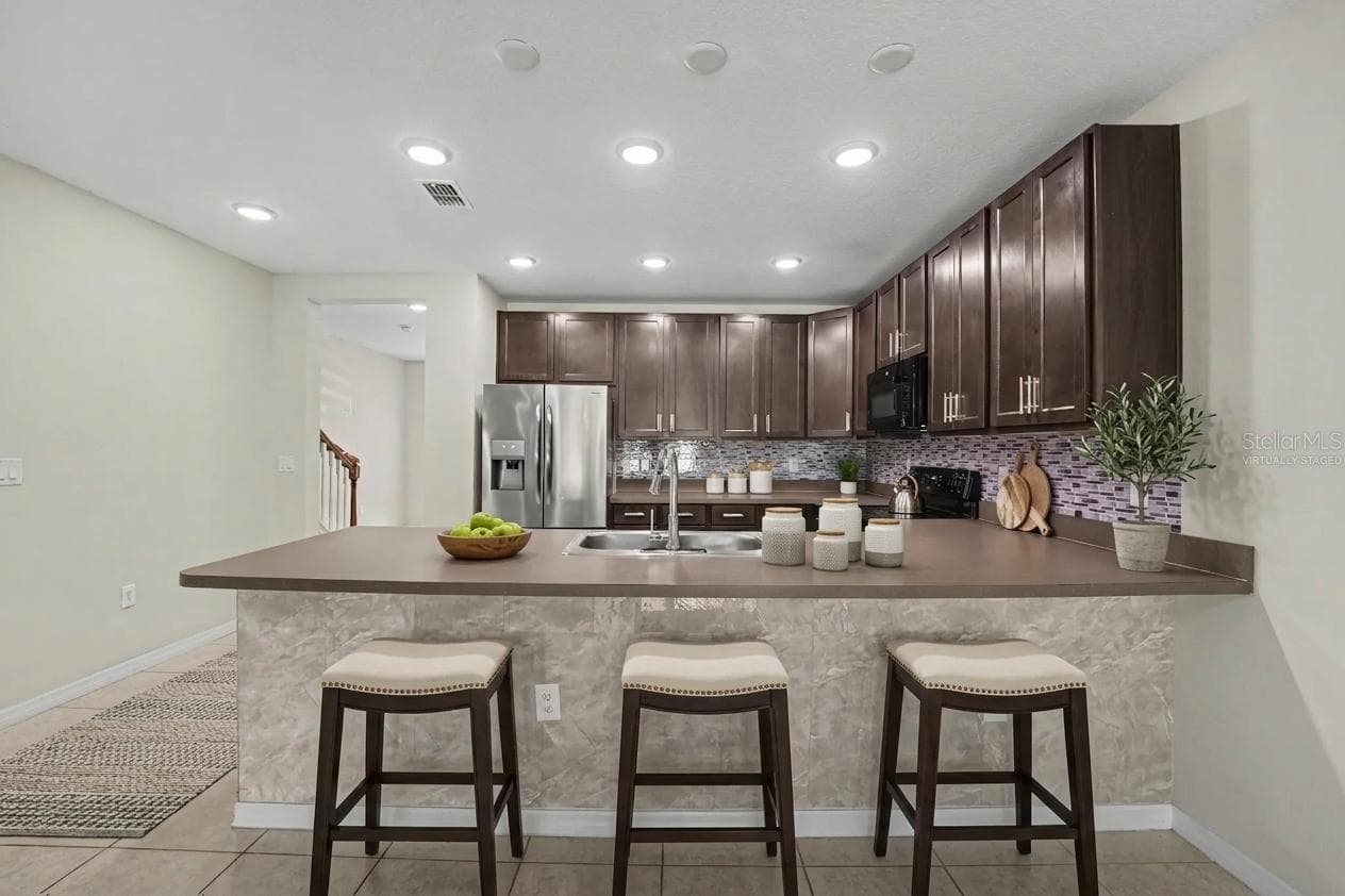 Virtually staged - 4747 CORAL CASTLE DR, KISSIMMEE