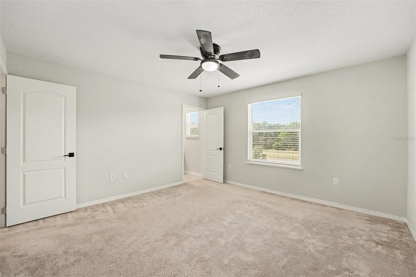 Townhouse at 4747 CORAL CASTLE DR, KISSIMMEE, photo 24 of 40