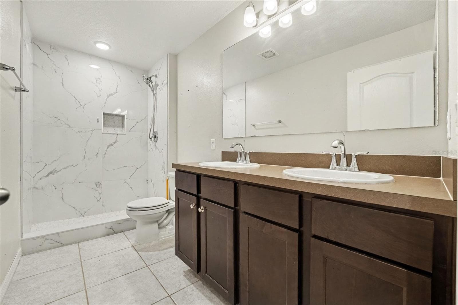 Townhouse at 4747 CORAL CASTLE DR, KISSIMMEE, photo 26 of 40