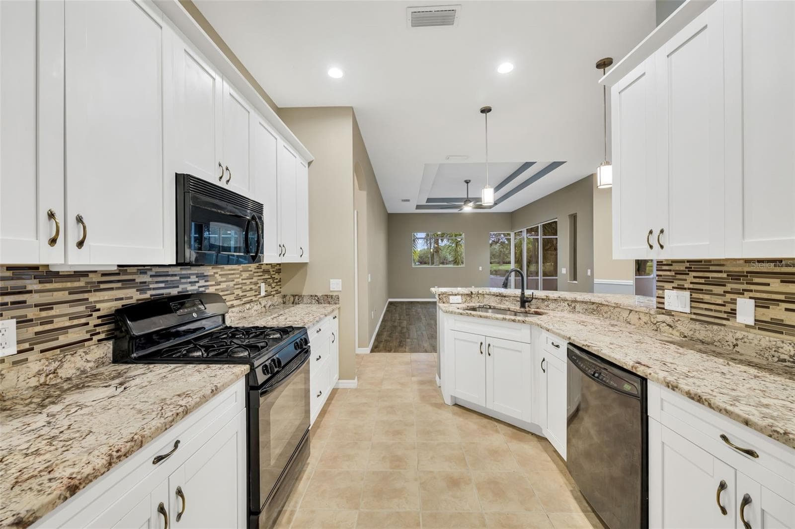 Single Family Residence at 12639 CARA CARA LOOP, BRADENTON, photo 9 of 62