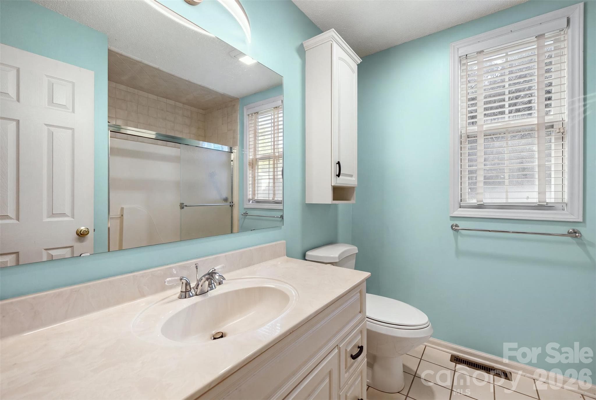 Townhouse at 168 Columns Circle, Shelby, photo 17 of 21