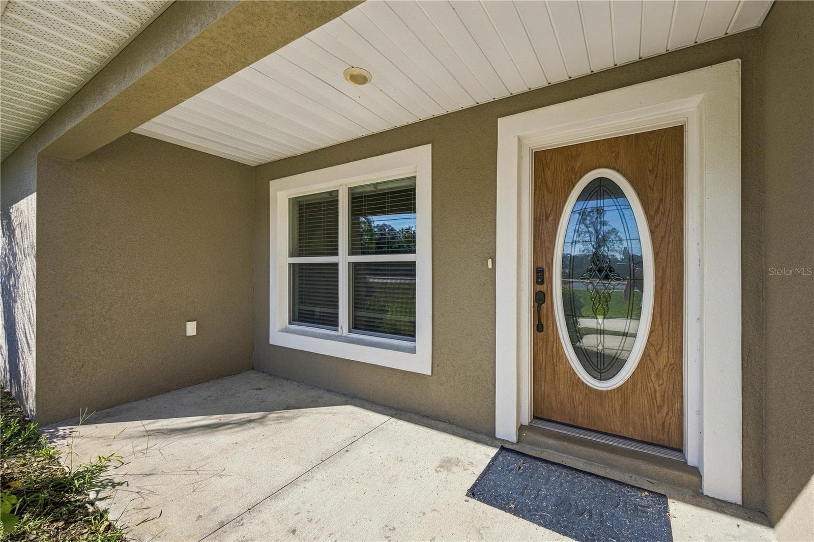 Covered Front Porch - 5591 W HIGHWAY 40, OCALA