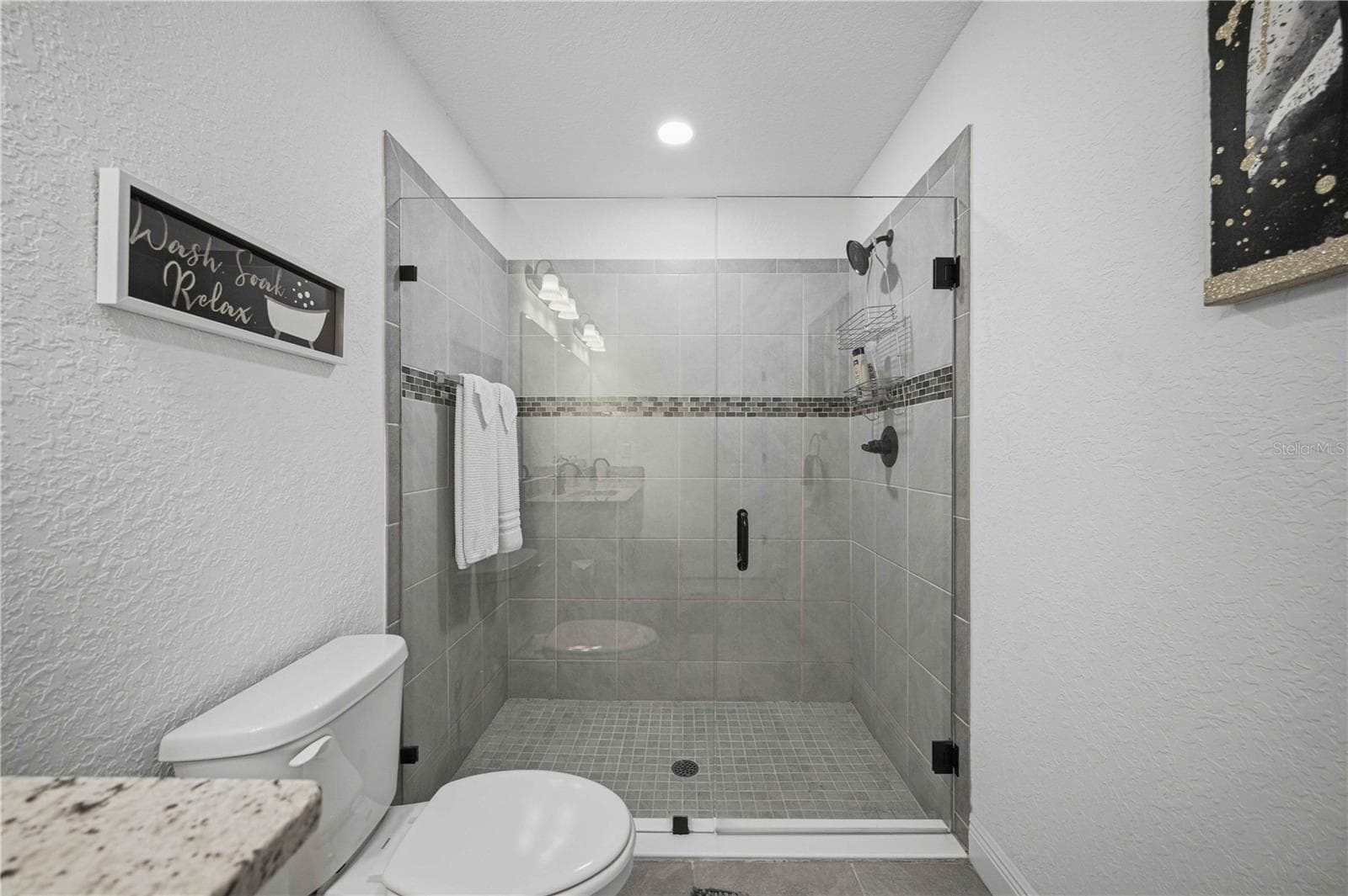 Walk In Shower - 5591 W HIGHWAY 40, OCALA