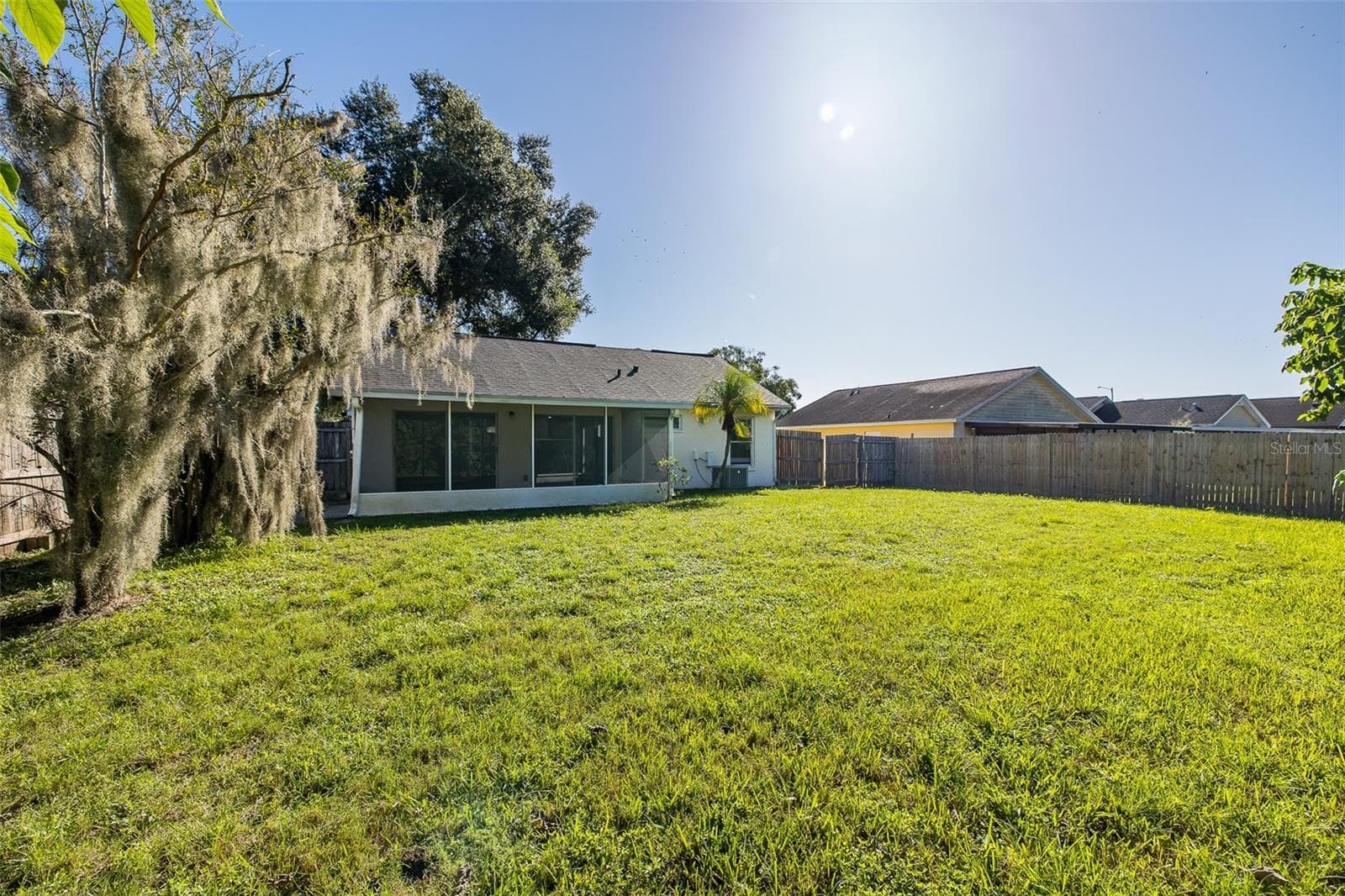 Single Family Residence at 8150 TOM SAWYER DR, TAMPA, photo 32 of 35