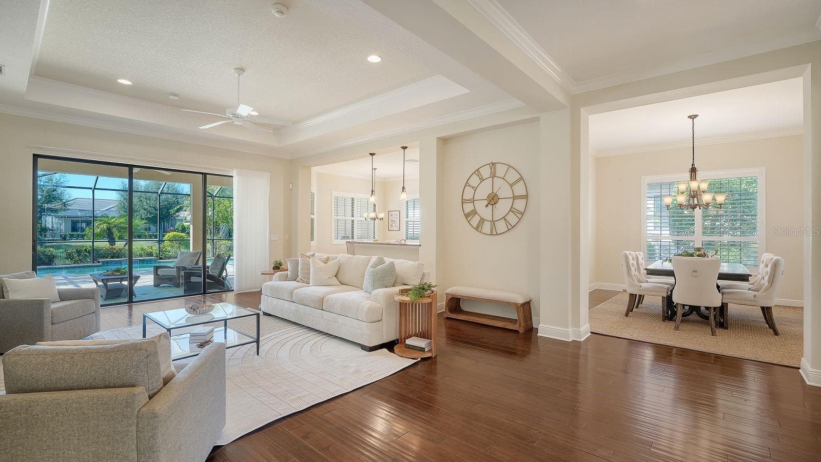 Single Family Residence at 14718 LEOPARD CREEK PL, LAKEWOOD RANCH, photo 14 of 62