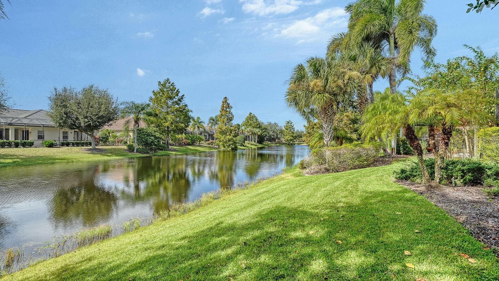 Single Family Residence at 14718 LEOPARD CREEK PL, LAKEWOOD RANCH, photo 35 of 62