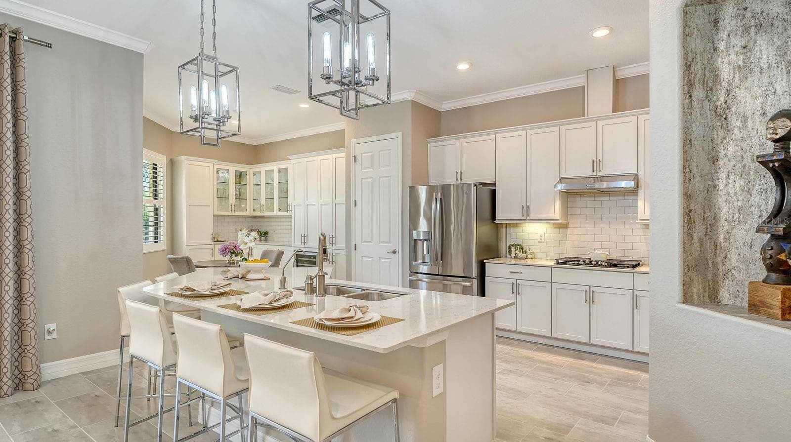 Single Family Residence at 16218 CASTLE PARK TER, LAKEWOOD RANCH, photo 18 of 73