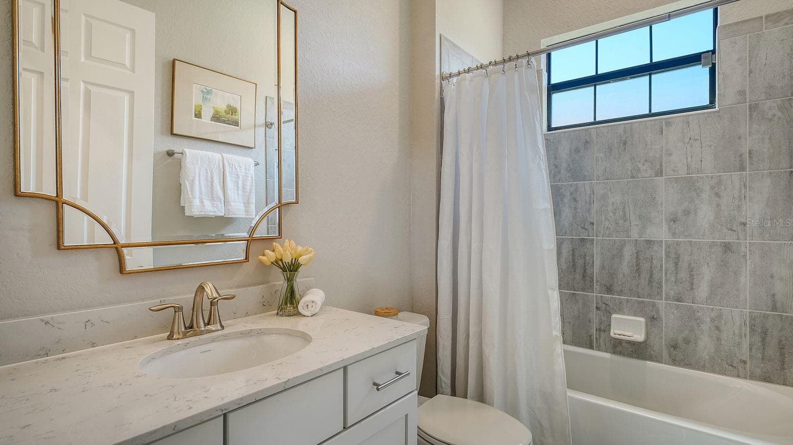 Single Family Residence at 16218 CASTLE PARK TER, LAKEWOOD RANCH, photo 29 of 73