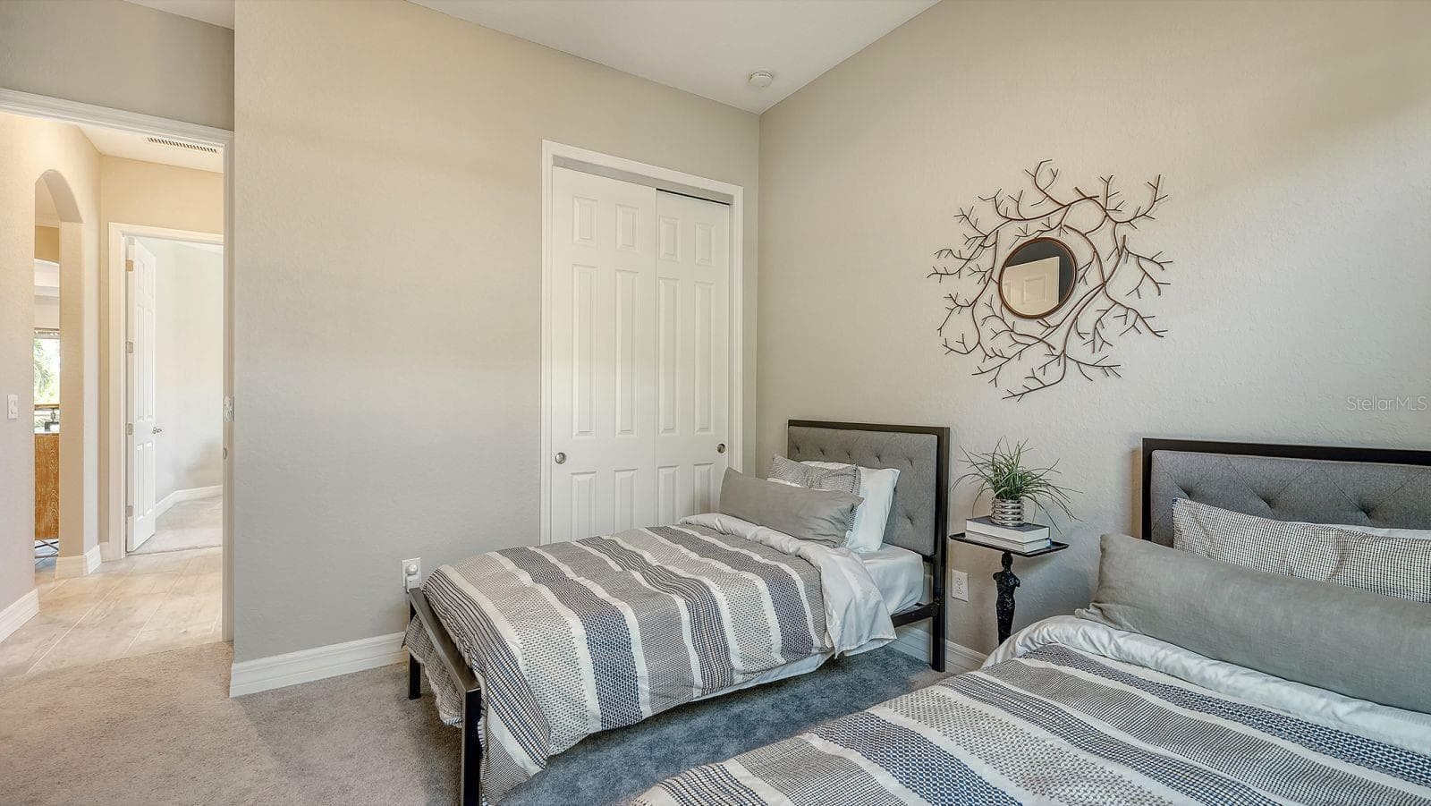 Single Family Residence at 16218 CASTLE PARK TER, LAKEWOOD RANCH, photo 31 of 73