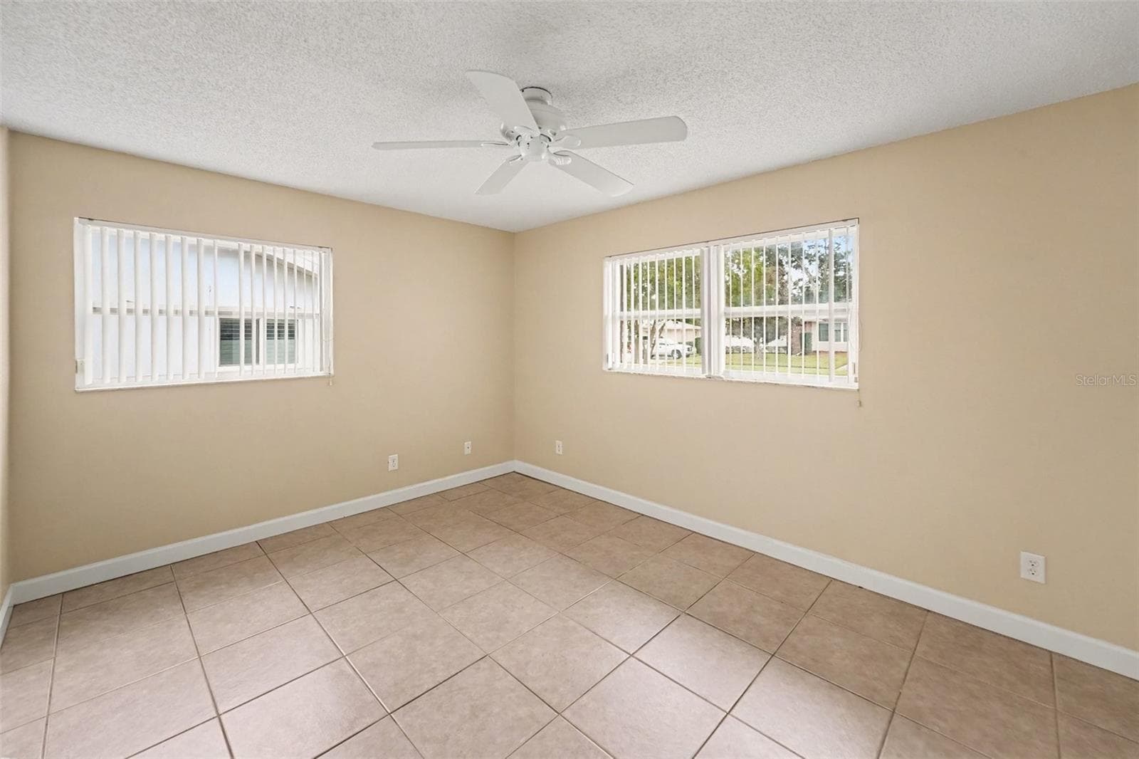 Single Family Residence at 1480 QUEEN ANNE BLVD, PALM HARBOR, photo 15 of 33