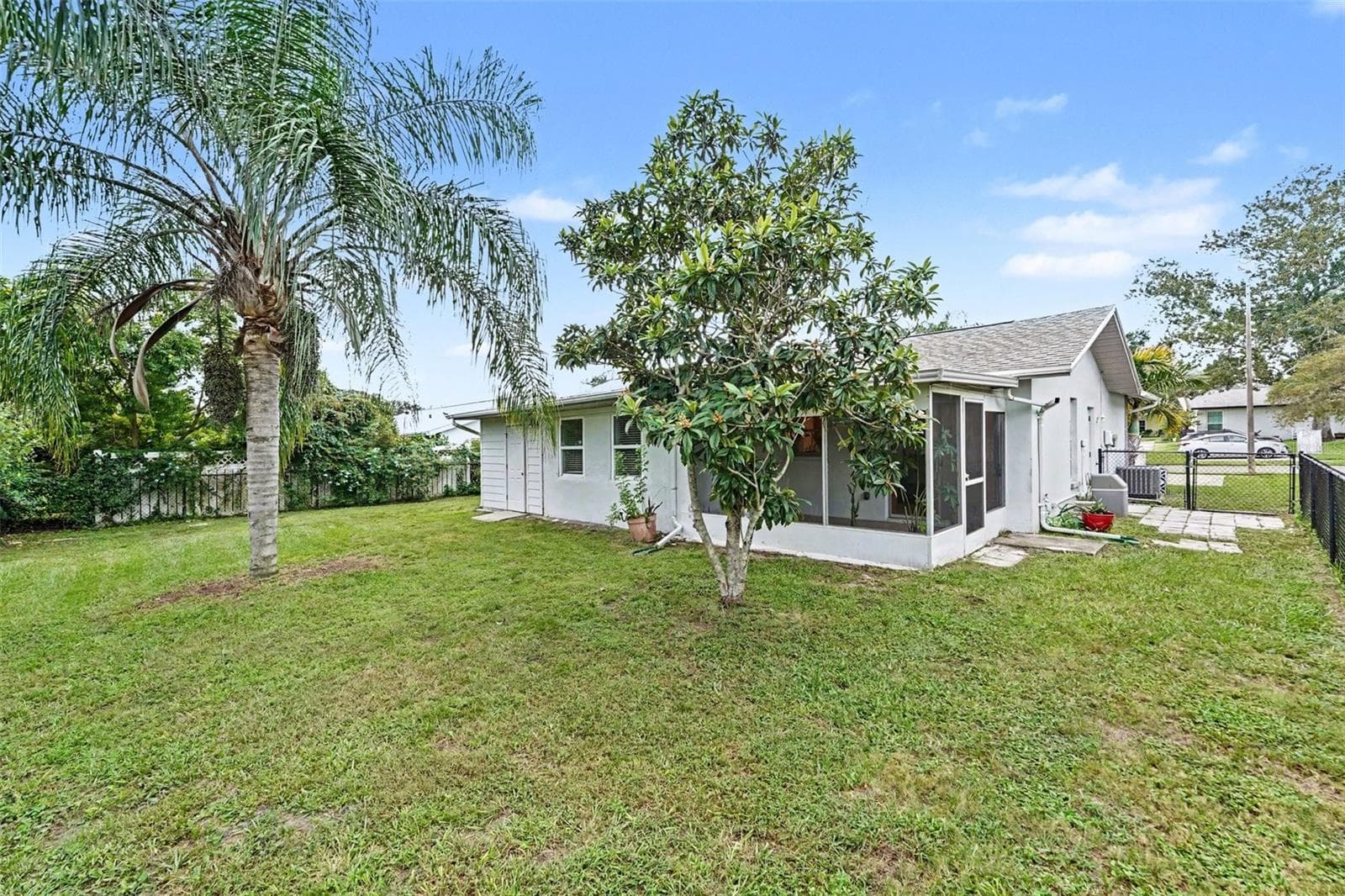 Single Family Residence at 1480 QUEEN ANNE BLVD, PALM HARBOR, photo 24 of 33
