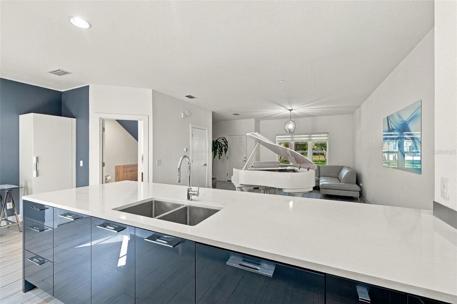 Townhouse at 1123 DOUGLAS AVE, DUNEDIN, photo 14 of 28