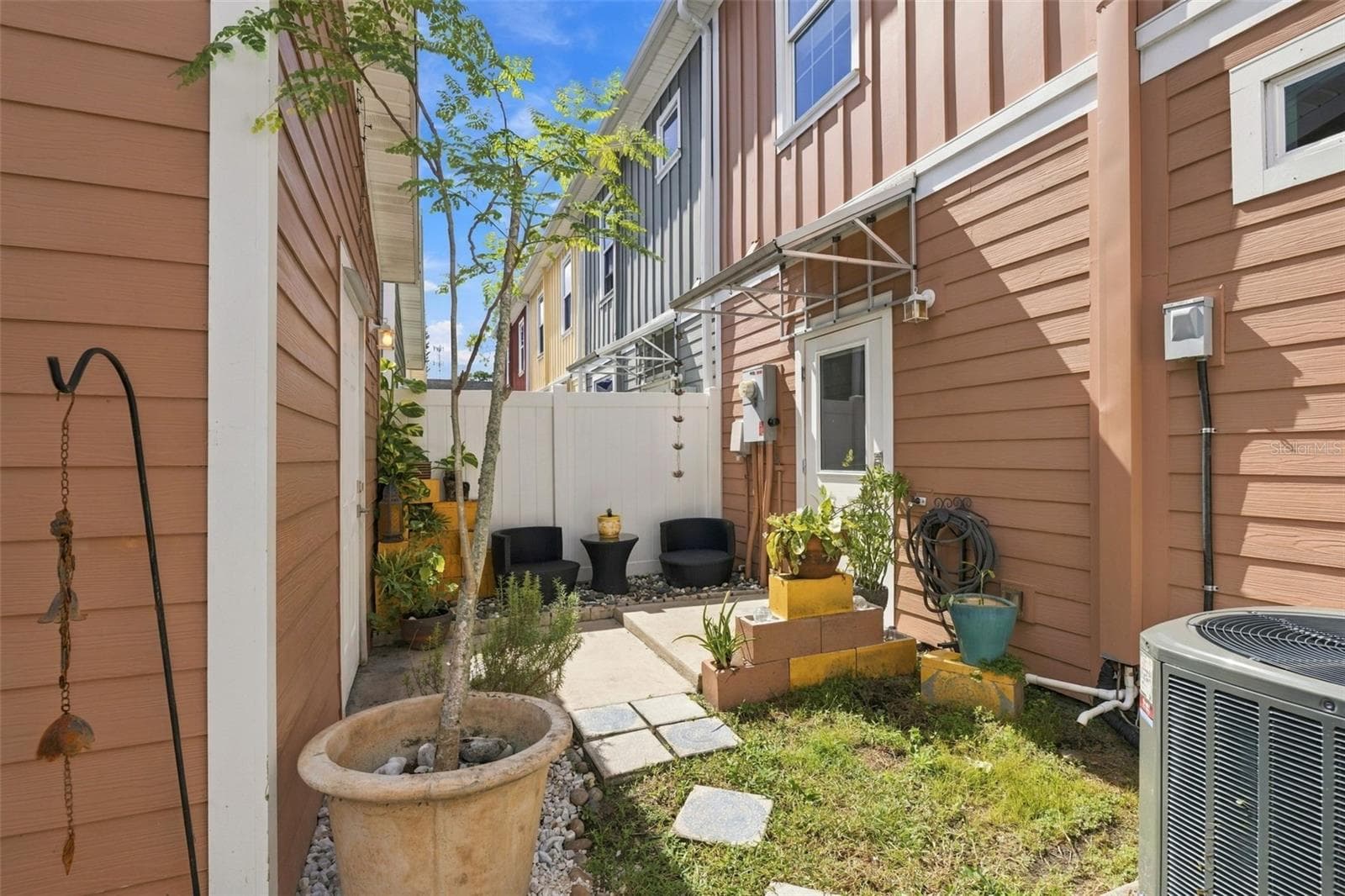 Townhouse at 1123 DOUGLAS AVE, DUNEDIN, photo 25 of 28
