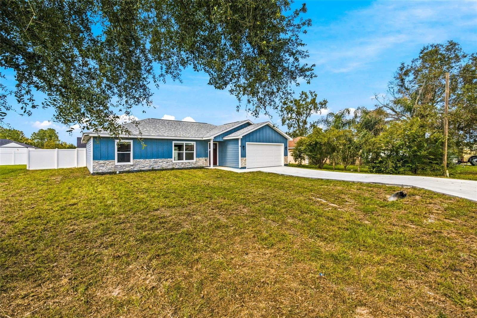 Single Family Residence at 9 PINE TRACE TER, OCALA, photo 2 of 35