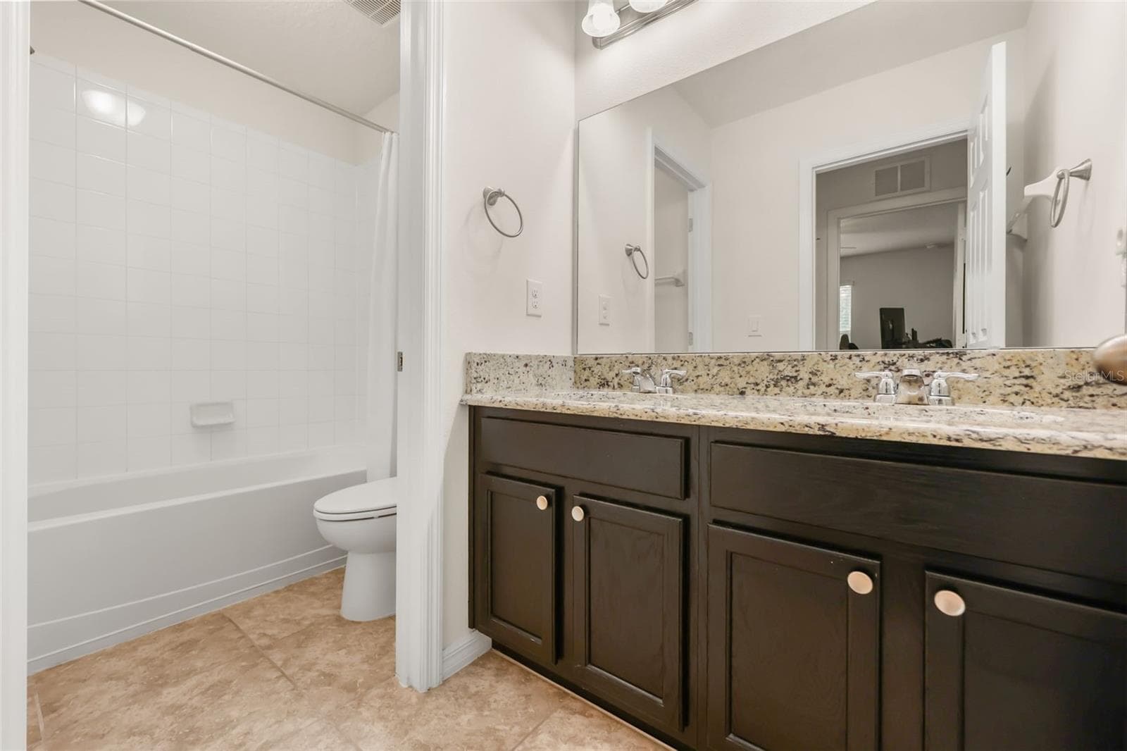 Townhouse at 8163 RED STOPPER LN, WINTER GARDEN, photo 17 of 37