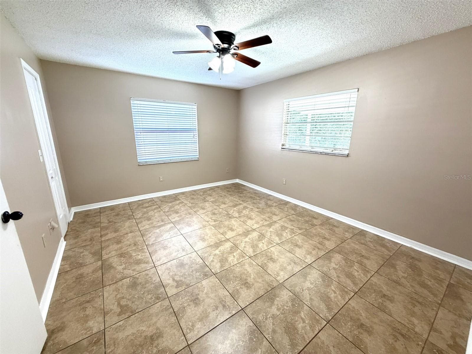 Half Duplex at 8080 PARROT DR, ORLANDO, photo 8 of 13