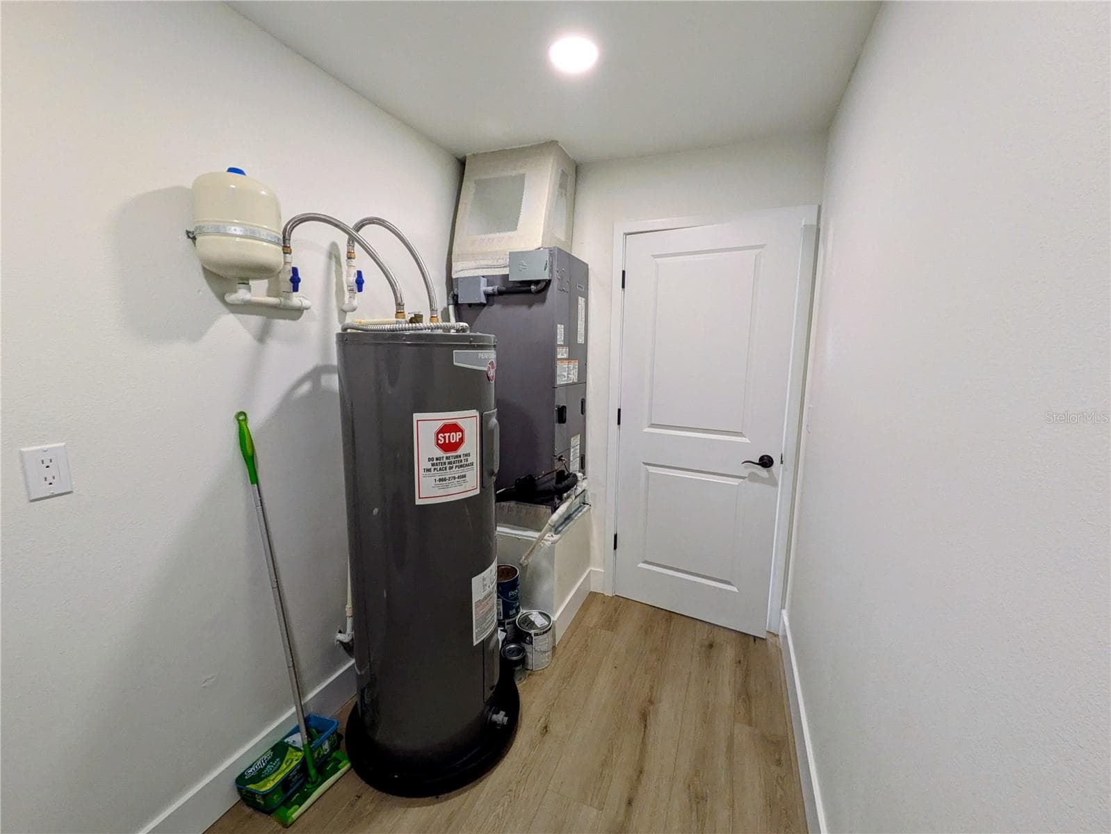 Laundry / mechanical - 2748 GLENWOOD AVE, NEW SMYRNA BEACH