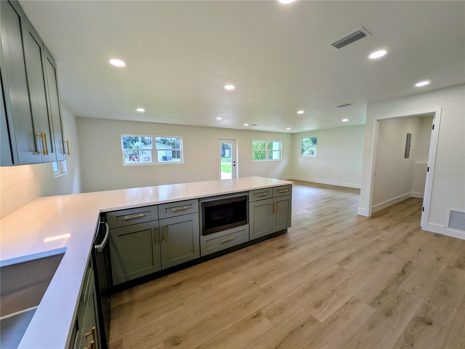 kitchen - 2748 GLENWOOD AVE, NEW SMYRNA BEACH