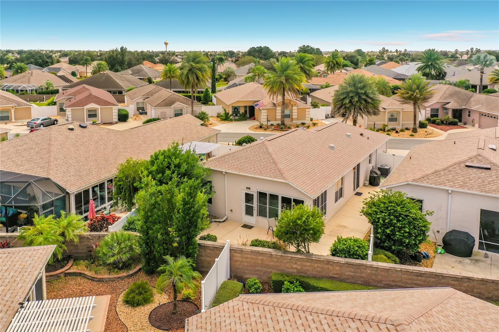 Villa at 2001 ALTAMONTE WAY, THE VILLAGES, photo 36 of 37