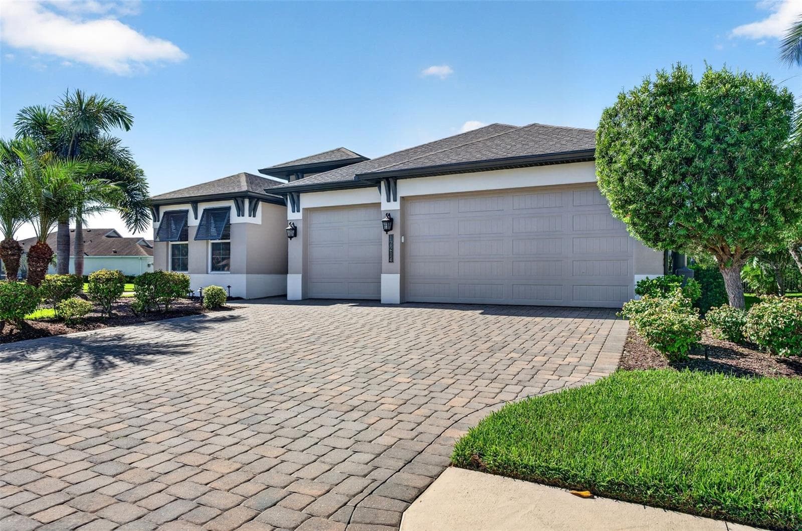 Single Family Residence at 12214 GOLDENROD AVE, BRADENTON, photo 8 of 83