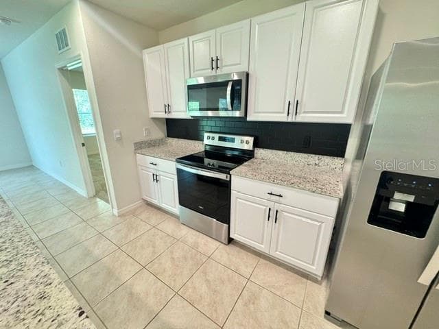 Single Family Residence at 505 LADY IRELYN CT, DELAND, photo 4 of 27
