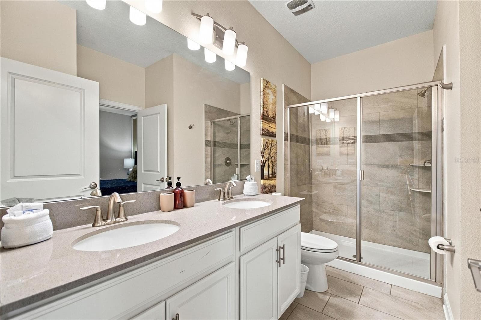 Single Family Residence at 531 PEBBLE BEACH DR, DAVENPORT, photo 6 of 63