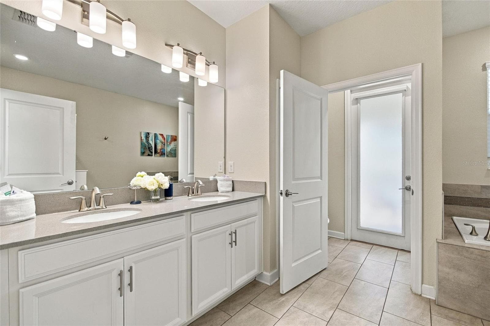 Single Family Residence at 531 PEBBLE BEACH DR, DAVENPORT, photo 12 of 63