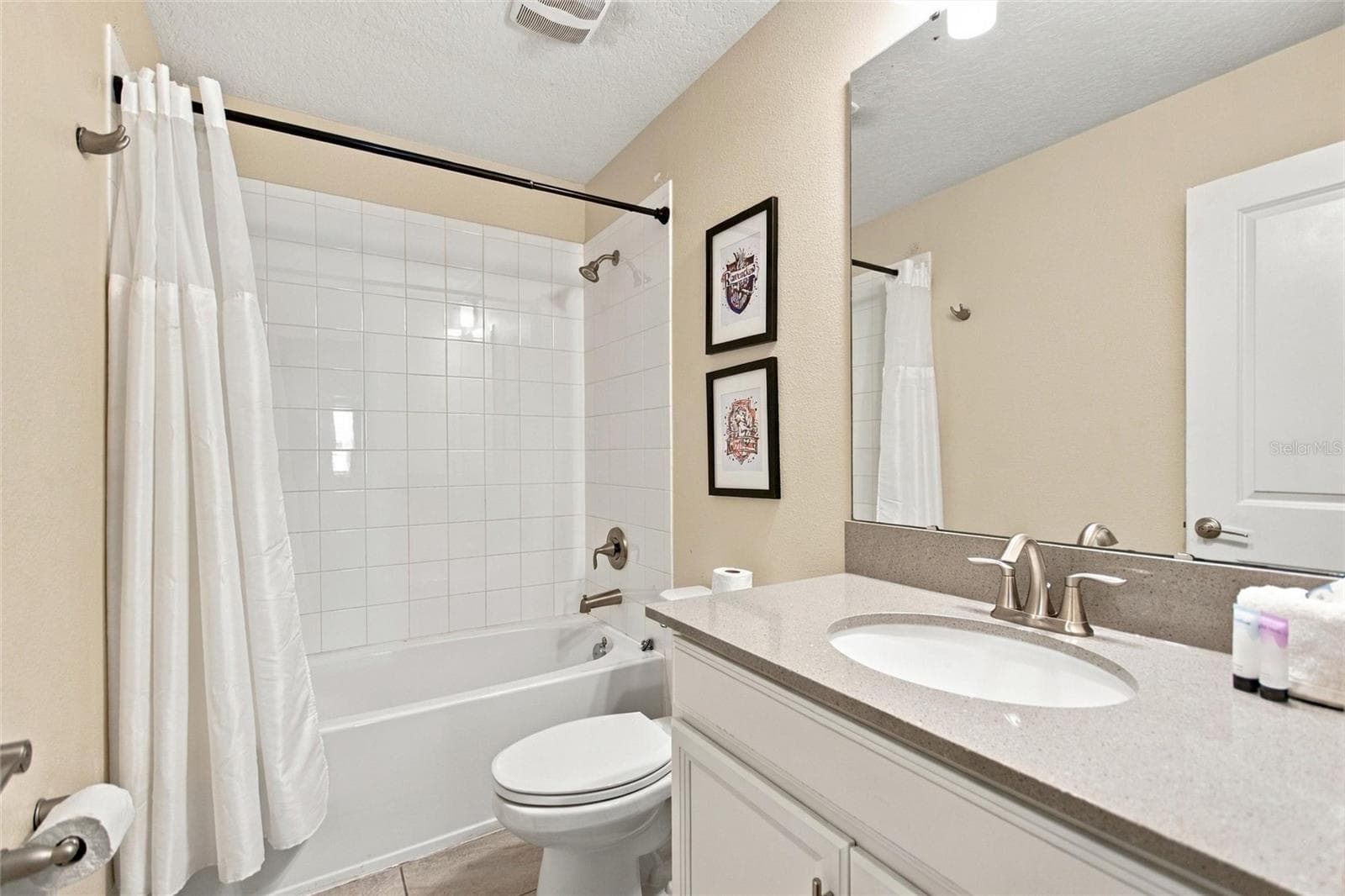 Single Family Residence at 531 PEBBLE BEACH DR, DAVENPORT, photo 34 of 63