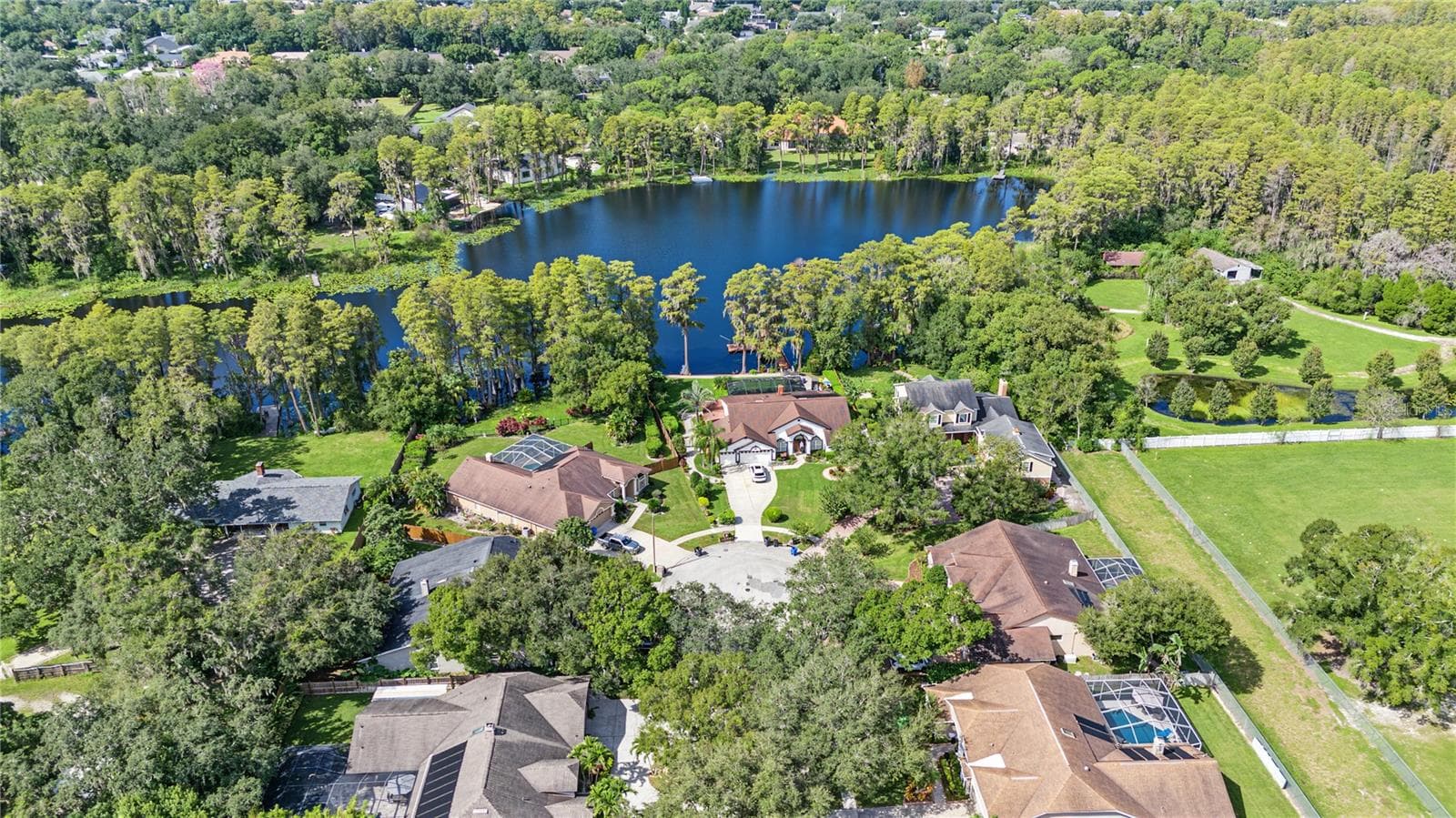 Single Family Residence at 5644 GLENCREST BLVD, TAMPA, photo 49 of 53