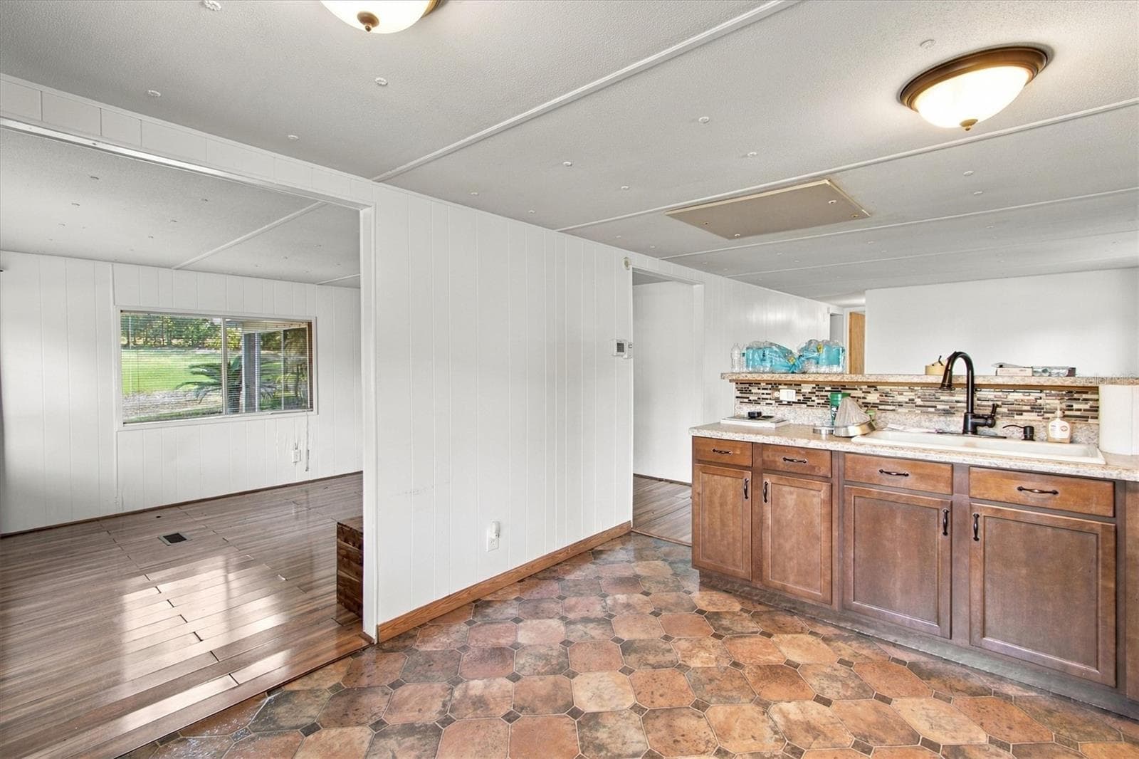 Kitchen 2 - 2930 GRIFFIN AVE, LADY LAKE