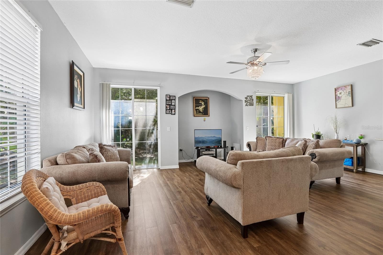 Townhouse at 6736 BREEZY PALM DR, RIVERVIEW, photo 7 of 34