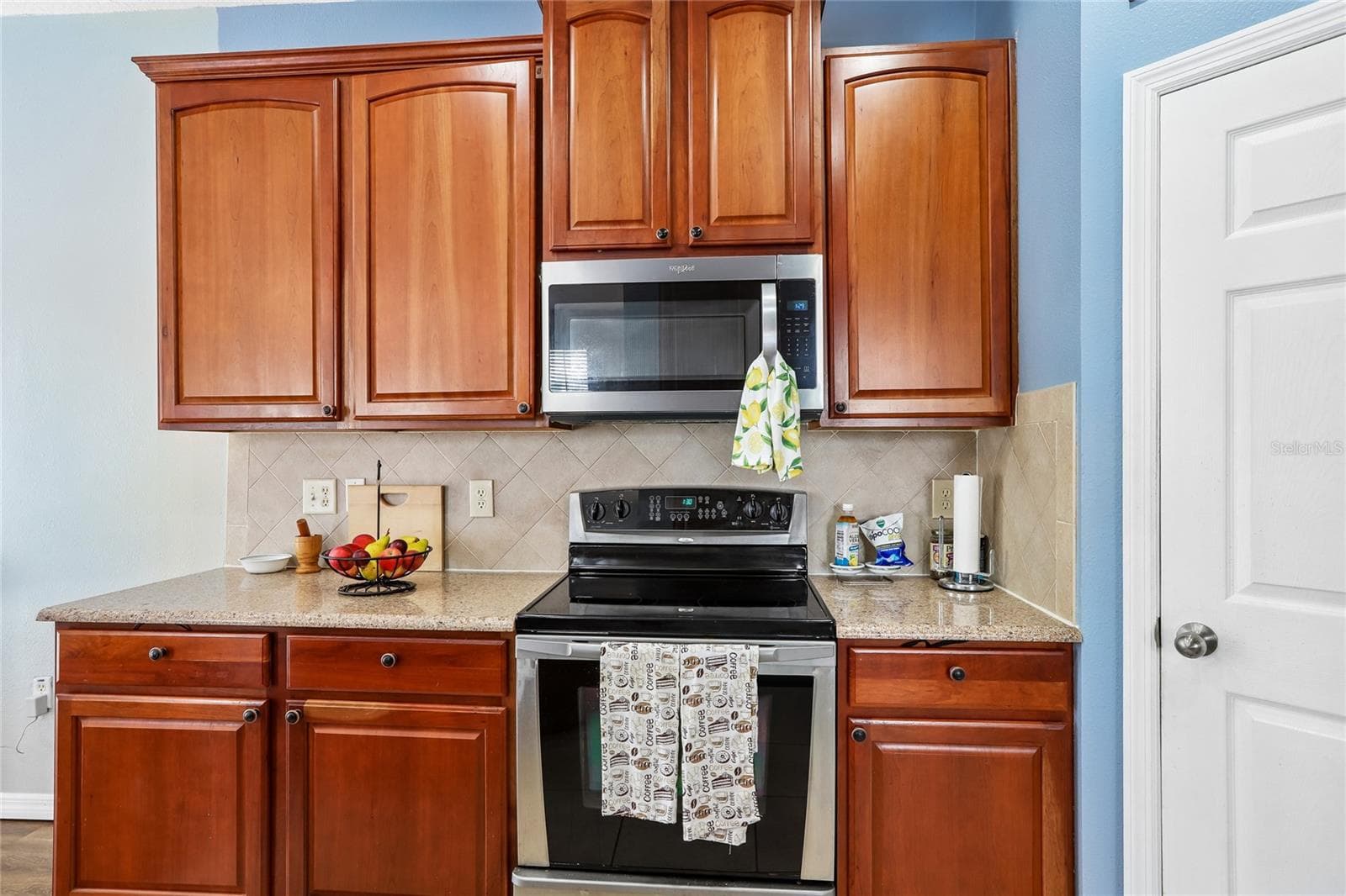 Townhouse at 6736 BREEZY PALM DR, RIVERVIEW, photo 13 of 34