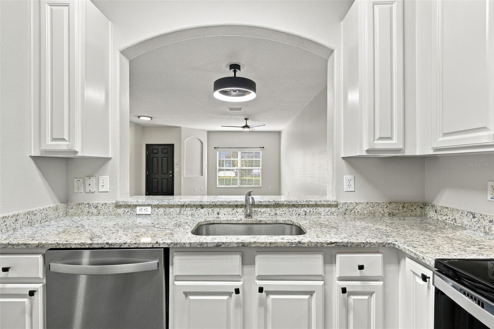 Townhouse at 30316 ELDERWOOD DR, WESLEY CHAPEL, photo 10 of 35