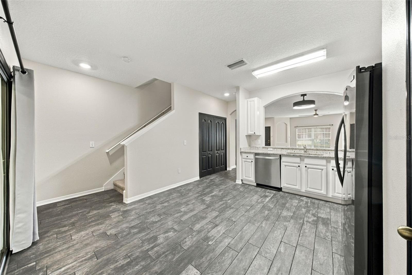 Townhouse at 30316 ELDERWOOD DR, WESLEY CHAPEL, photo 13 of 35