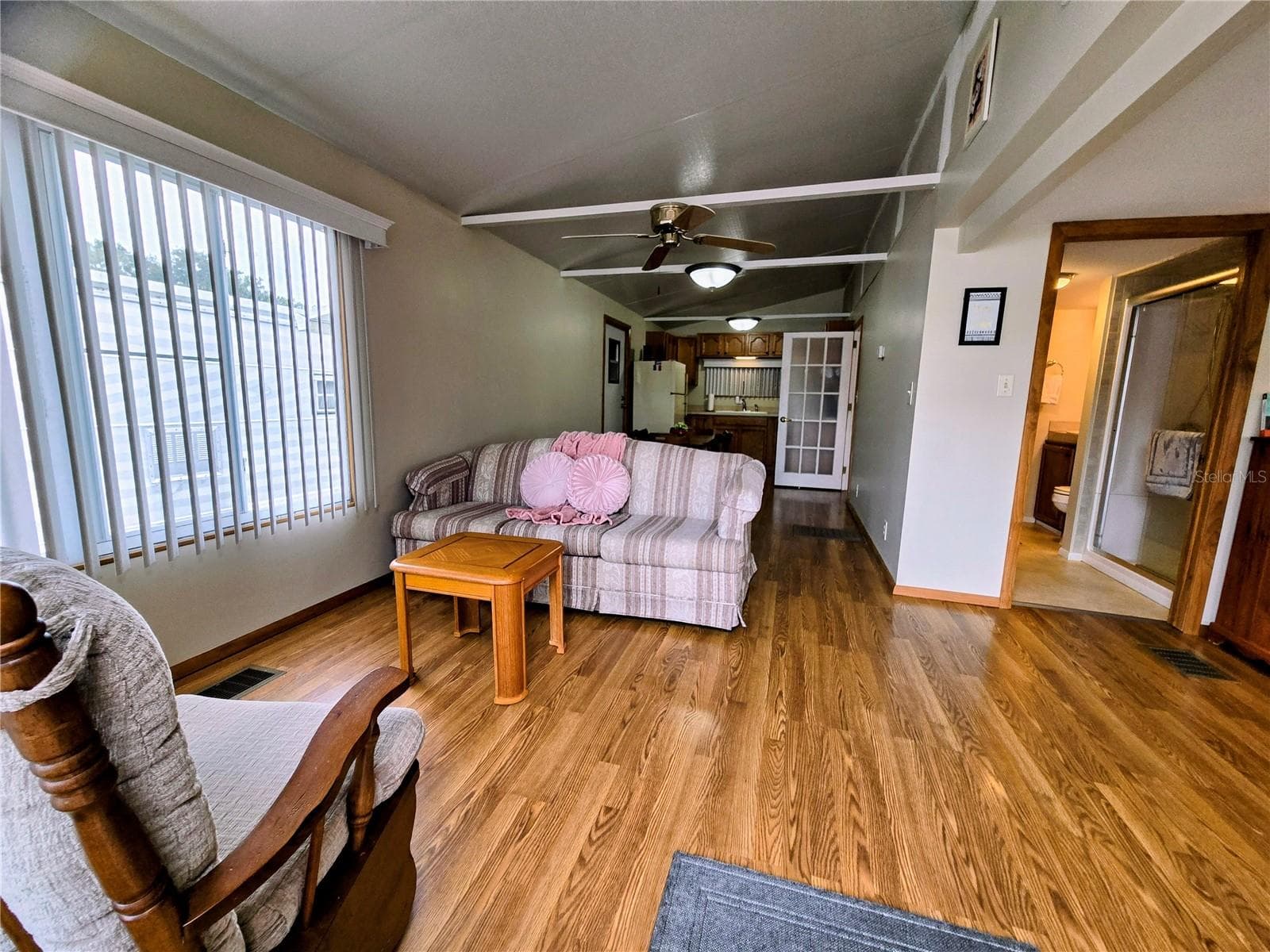 Manufactured Home at 39326 HOMECREST DR, ZEPHYRHILLS, photo 3 of 33