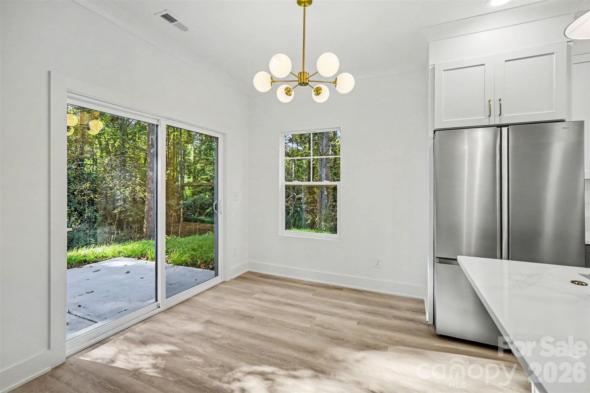 Single Family Residence at 514 Brookgreen Drive, Dallas, photo 11 of 29